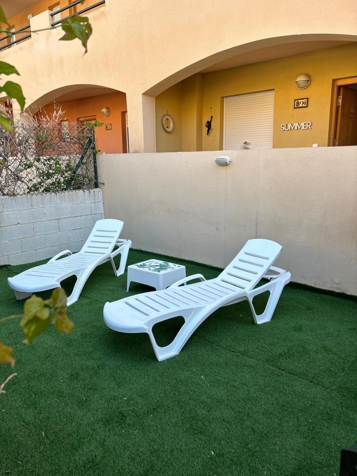 Bajo Con Jardin A Pie De Playa Y Piscina Comunitaria Con Jacuzzi Apartment Playas de Vera Exterior photo