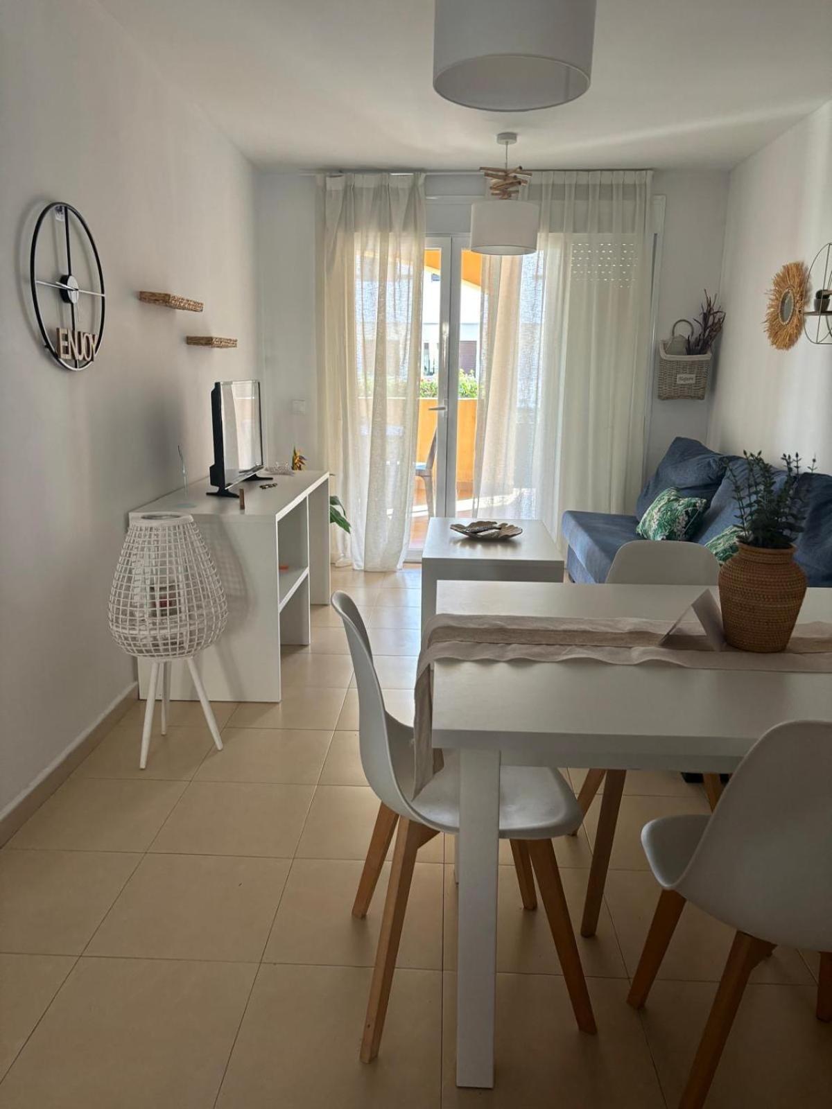 Bajo Con Jardin A Pie De Playa Y Piscina Comunitaria Con Jacuzzi Apartment Playas de Vera Exterior photo
